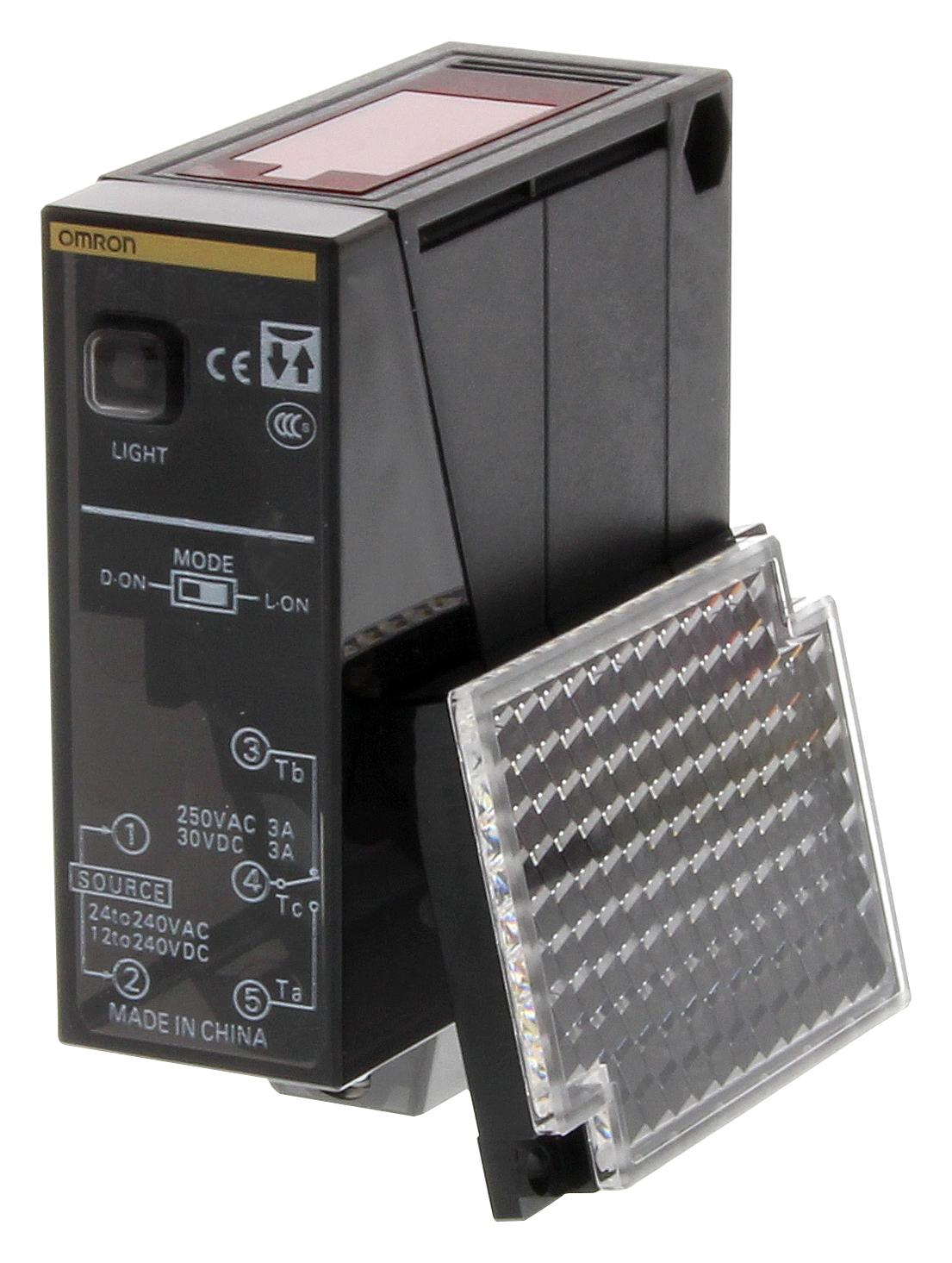 E3JM-R4R4T-G-33 PHOTOELECTRIC SENSOR, PNP, 4M OMRON