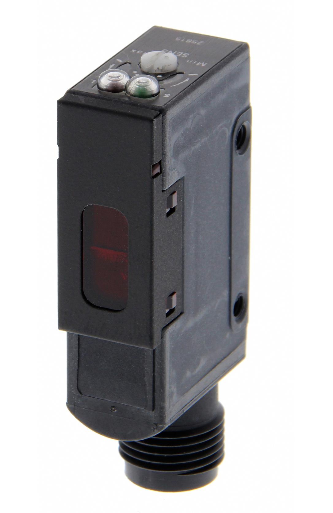 OMRON Optical/Slot E3S-AR86 PHOTOELECTRIC SENSOR, PNP, 2M OMRON 3413933 E3S-AR86