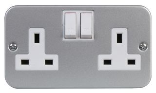 9498SMB - 2-Gang Metalclad 13A Switched Socket - PRO ELEC