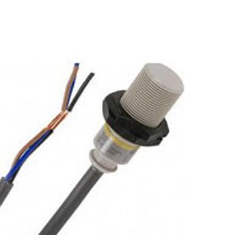 E2F-X5F1 2M PROXIMITY SENSOR, 5MM, PNP/SPST-NO, M18 OMRON